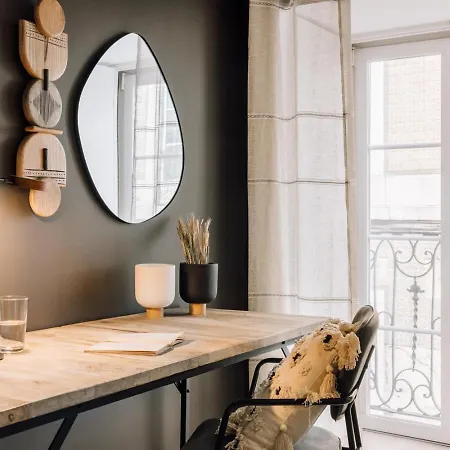 Djurab - 2 Bedrooms Duplex In Campo De Ourique 리스본