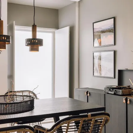 Djurab - 2 Bedrooms Duplex In Campo De Ourique *