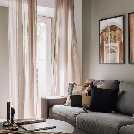 Djurab - 2 Bedrooms Duplex In Campo De Ourique 아파트